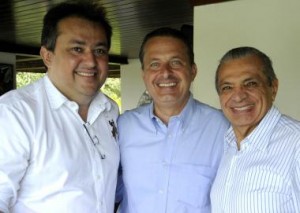 DE OLHO EM 2014: Inocêncio convoca Sebastião e ex-prefeito para reunião política