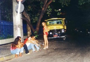 BRASIL: Em Minas, prostitutas passam a fazer programas via cartão de crédito
