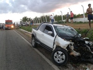 FIM DE ANO: Acidente com três carros deixa um morto em Belmonte