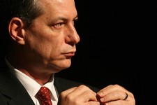 Ciro Gomes defende gasolina a R$ 3