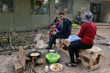 Grécia promete melhorar condições de campos de imigrantes superlotados nas ilhas