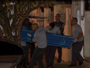 Homem mata ex-esposa, filho de 8 anos, e mais dez pessoas durante festa de réveillon