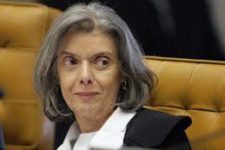 Ministra Cármen Lúcia suspende parcialmente indulto de Temer
