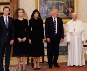 Após encontrar Papa, Trump diz estar determinado a buscar a paz