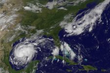 Furacão Harvey enfraquece e deve se tornar tempestade tropical