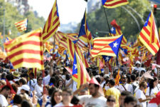 Parlamento da Catalunha declara independência da Espanha