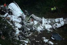 Tragédia com avião da Chapecoense completa um ano; relembre os fatos