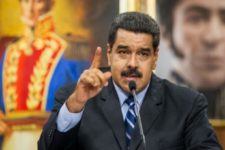 Chavismo ganhou "mais de 300" prefeituras; oposição vê fraude