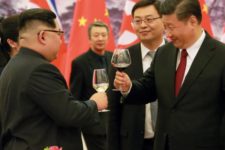 "Passo histórico" encontro entre Coreia e China