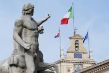 Partidos da Itália negociam comando do Parlamento