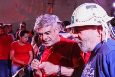 Humberto Costa fala em 'caçada' contra Lula