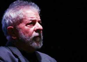 A desculpa do “preso político” não é para Lula