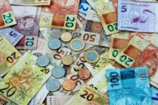 Salário mínimo pode aumentar para R$ 1.002