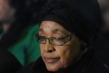 Morre ex-esposa de Nelson Mandela em Joanesburgo