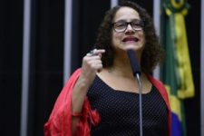 Luciana Santos não descarta ser vice com PSB