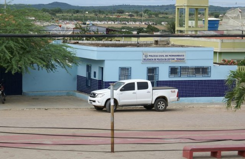 Sobrinho mata tio a facadas em Trindade Farol de Notícias