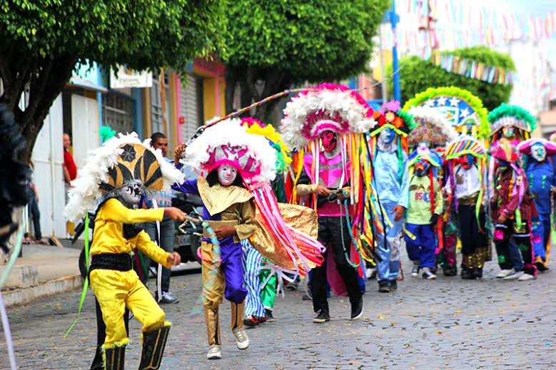 Vai curtir o Carnaval dos Caretas em Triunfo?
