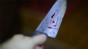 Estudante ataca a mãe com uma faca em ST