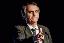 Fux suspende ações penais contra Bolsonaro