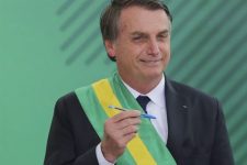 Bolsonaro diz que governo vai atrair R$ 7 bi