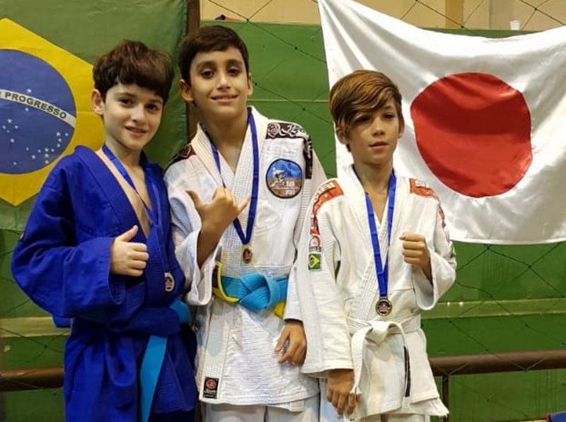 90 judocas de ST brilharam em evento esportivo