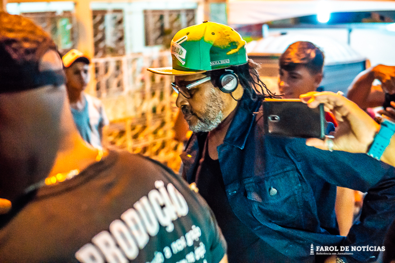 Segunda-feira foi de reggae, alegria e protestos