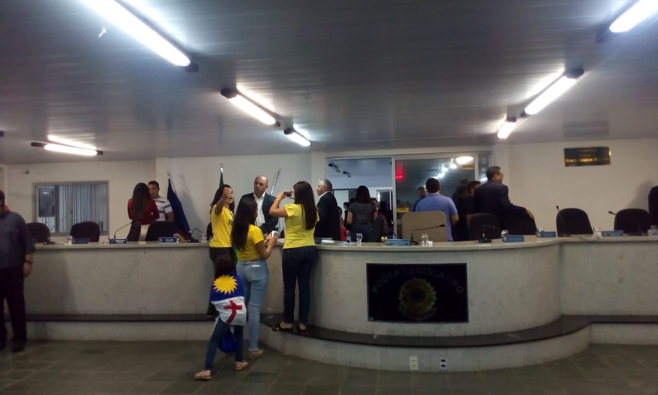 CMST: Bolsonaristas fazem 'desordem' em ST