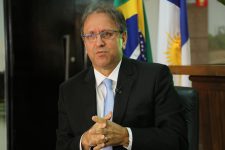Ex-governador do Tocantins é preso