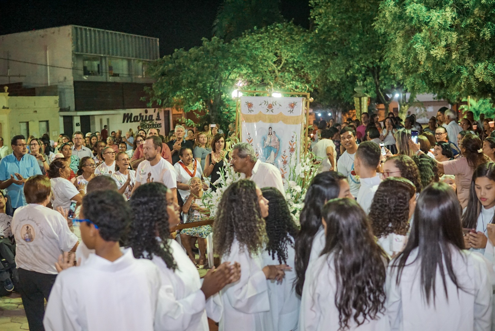 Procissão abre Festa de N. Srª. do Rosário em ST
