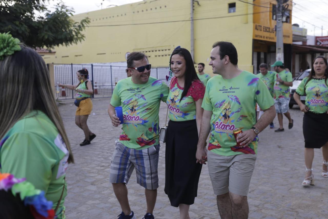 Pré-candidatos já fazem carnaval em Serra Talhada