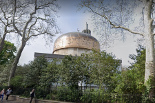 Homem é esfaqueado em mesquita central de Londres