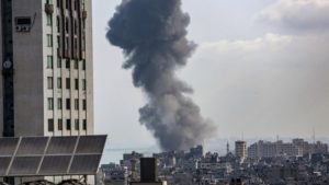 Israel e grupos palestinos iniciam cessar-fogo