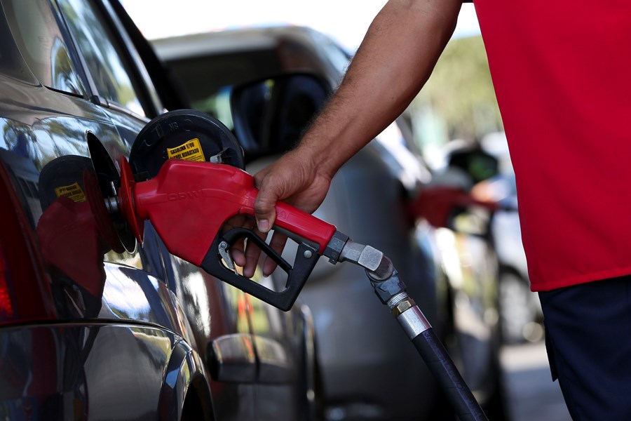 Petrobras reduz preços do diesel e da gasolina a partir desta quarta-feira (7)