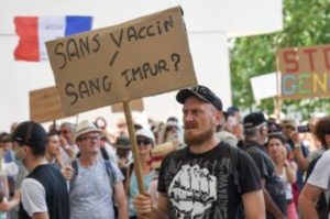 Guerra a negacionistas agita corrida eleitoral na França