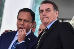 Bolsonaro ataca Doria: 'Ele aumentou o ICMS de tudo, menos do Hipoglós'