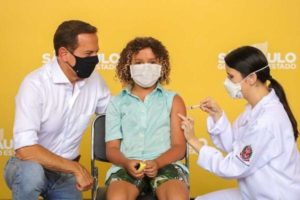 Após aprovação da Anvisa, SP começa a vacinar crianças com CoronaVac