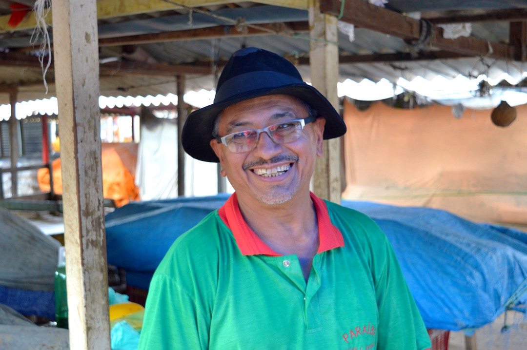 Em ST, 'Paraiba' trabalha há 20 anos com um sorriso