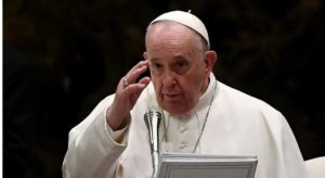 Papa lamenta que animais domésticos substituam os filhos