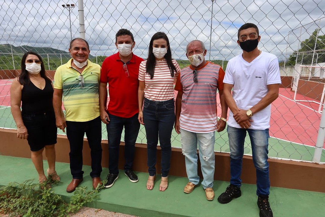 Márcia se reúne com lideranças políticas de Varzinha