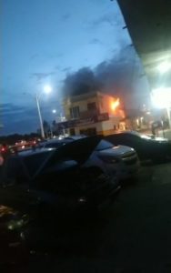 Incêndio atinge prédio em cidade do Pajeú