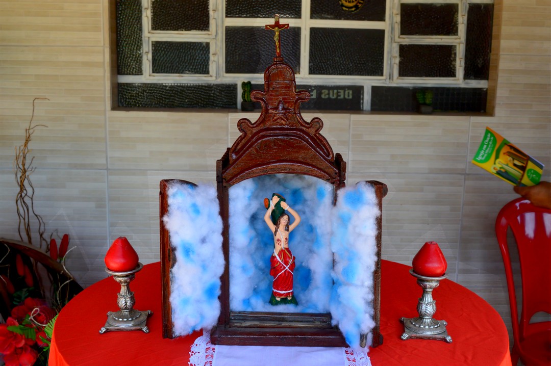 Emoção e fé marcaram a missa de Santa Águeda, em Serra Talhada