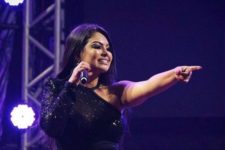 Paulinha Abelha, vocalista do Calcinha Preta, está em coma