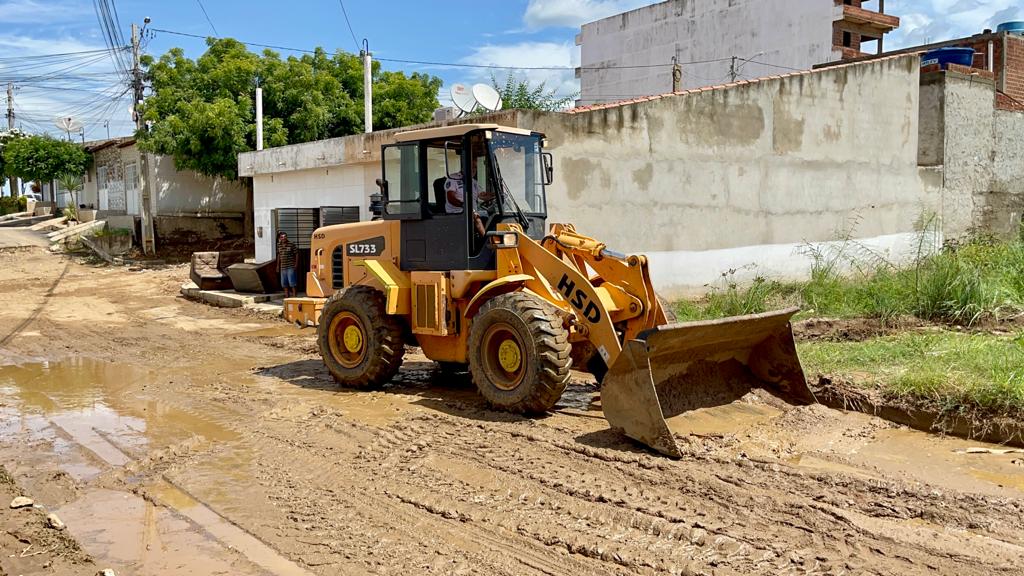 Prefeitura de ST realiza ação urgente nos bairros