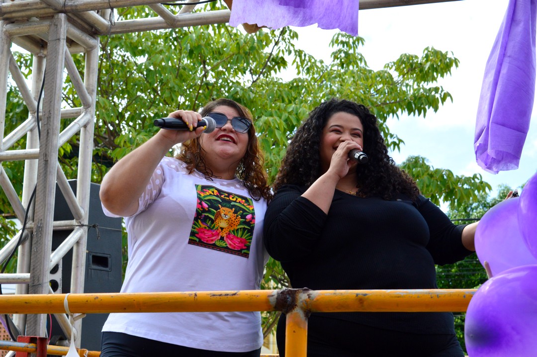 Artistas serra-talhadenses sobem em trio para lembrar Dia da Mulher