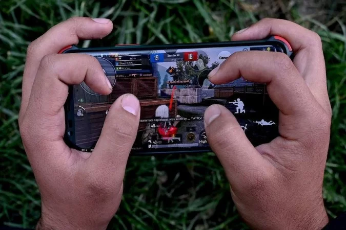 Talibã bane TikTok e PUBG no Afeganistão por perverterem os jovens