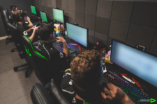 Mercado de eSports busca profissional para games