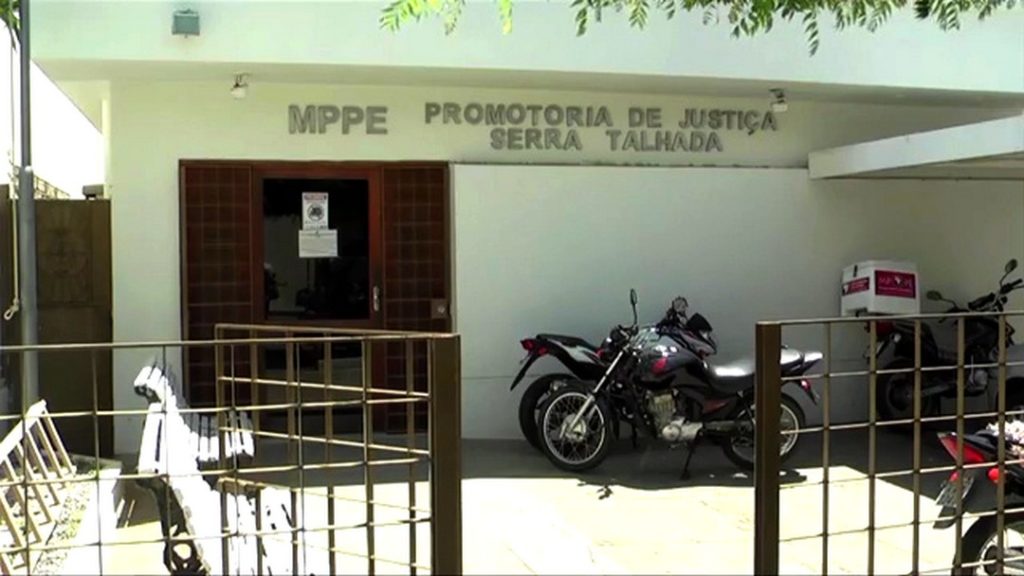 MPPE instaura inquérito contra a Compesa por falta d'água em ST