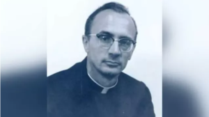 Polícia do Canadá detém padre por agressões em internato indígena