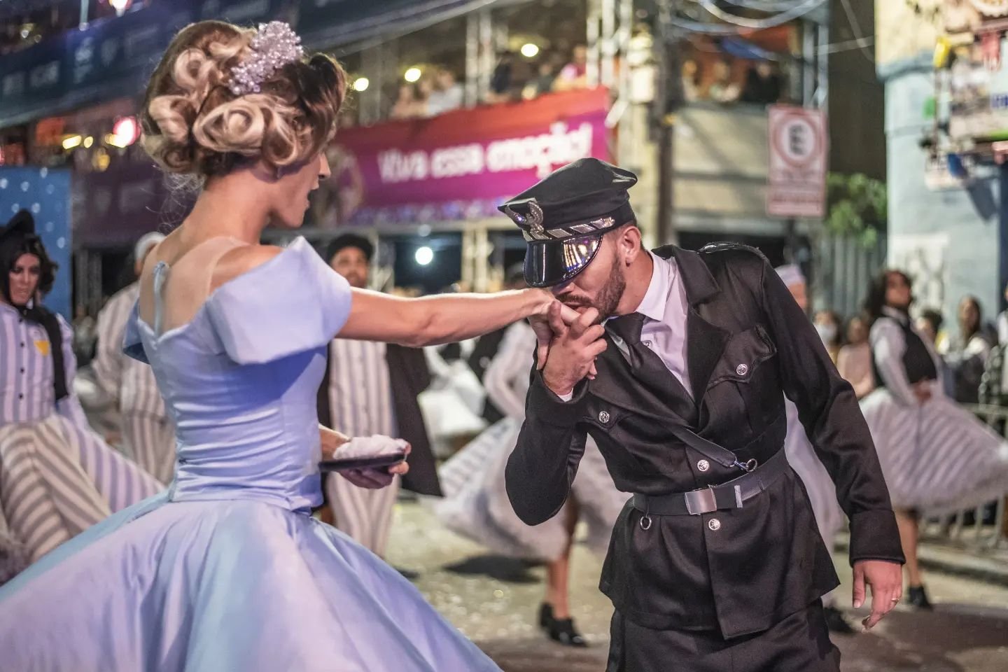 Quadrilhas dão show em concurso em ST