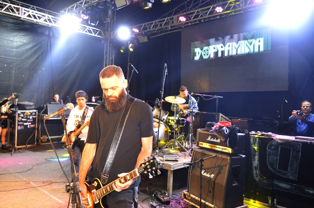 Bandas de Rock brilham em ST e levantam coro 'Fora Bolsonaro'